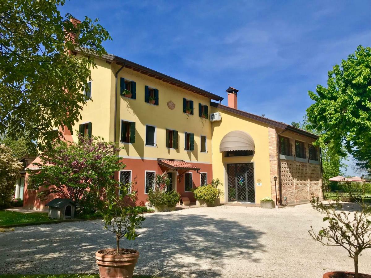 Al Vecchio Fienile Panzió San Michele al Tagliamento Kültér fotó